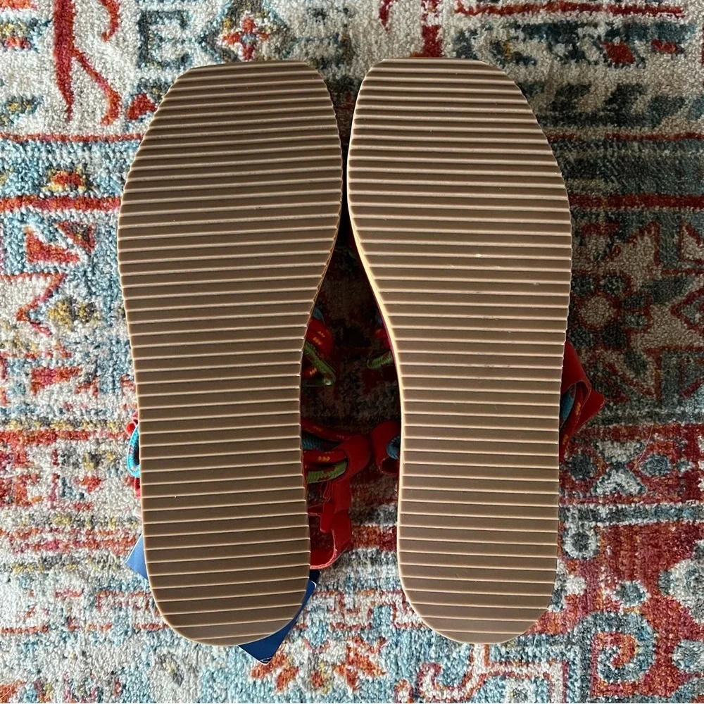 NWOB Farm Rio Platform Sandals in Ipanema Red